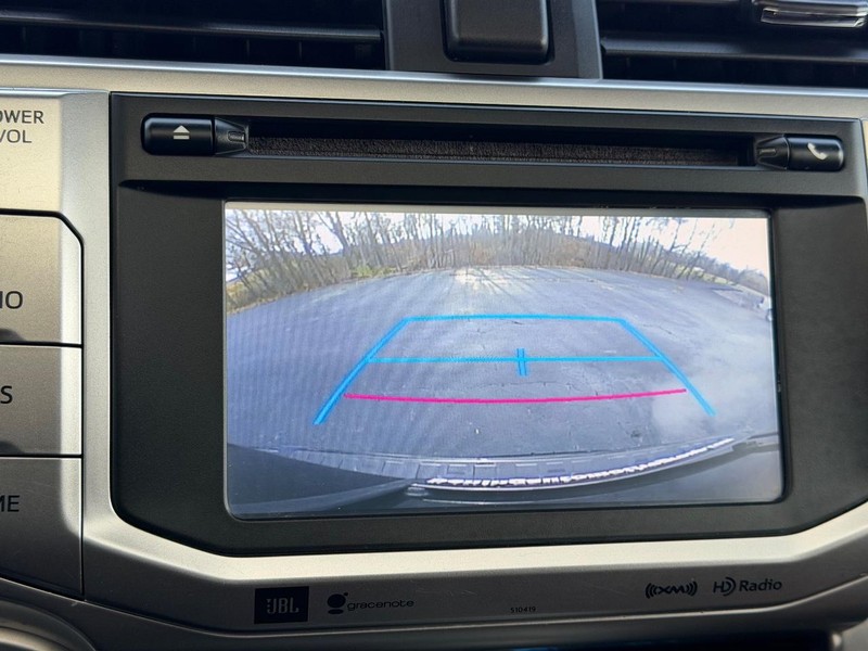 Toyota 4Runner Vehicle Image 21