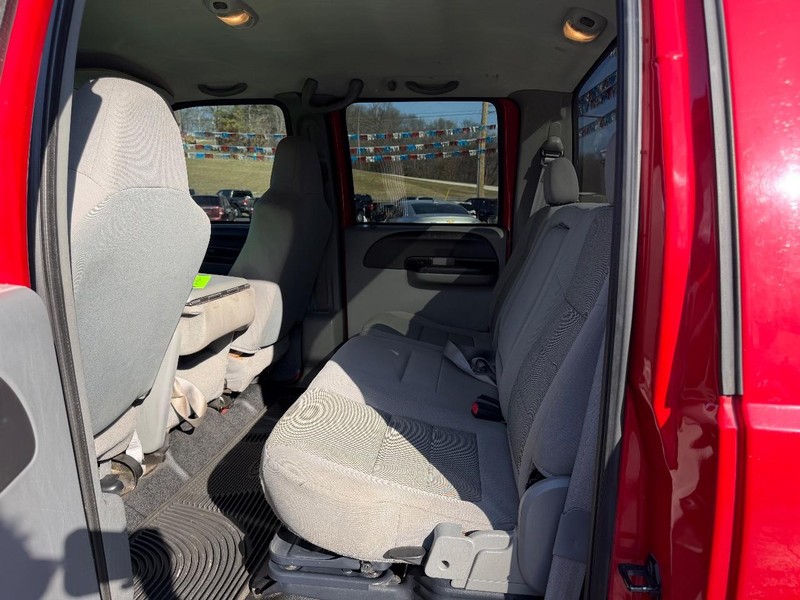 Ford Super Duty F-250 Vehicle Image 07