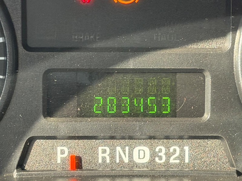 Ford Super Duty F-250 Vehicle Image 17