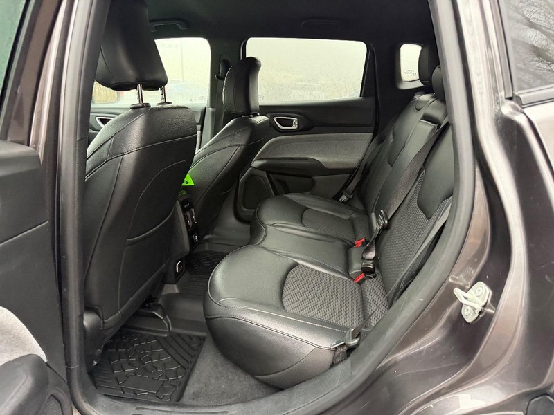 Jeep Compass Vehicle Image 07