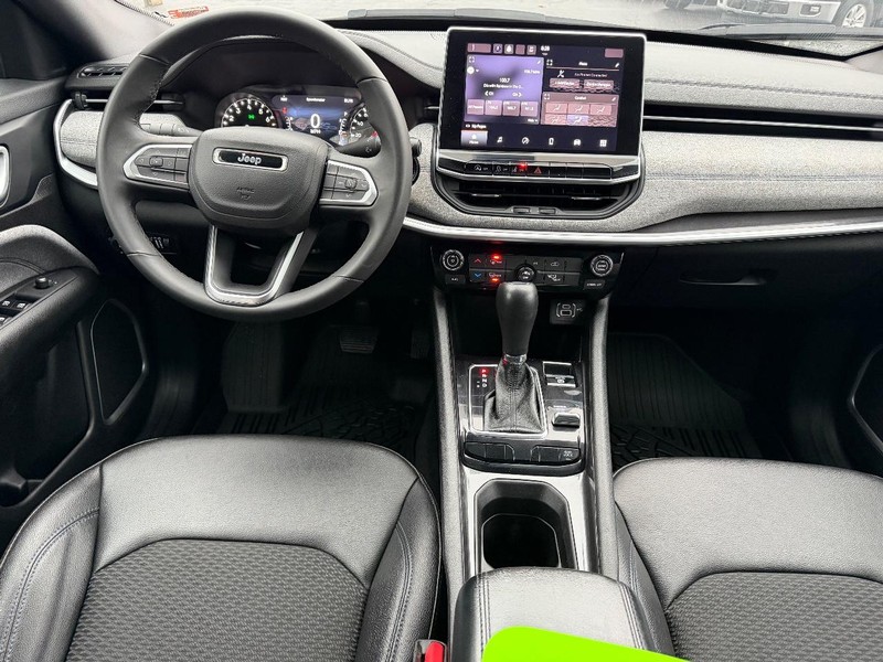 Jeep Compass Vehicle Image 08