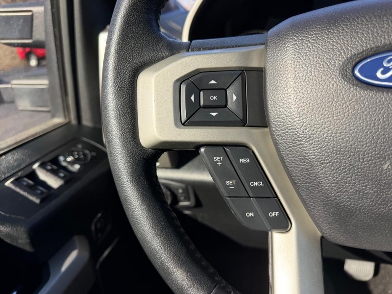 Ford F-150 Vehicle Image 11