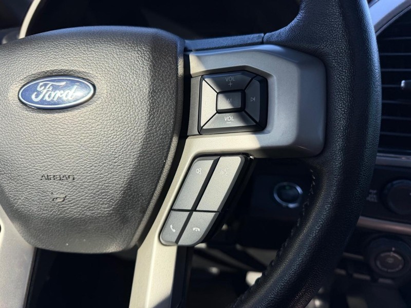 Ford F-150 Vehicle Image 12