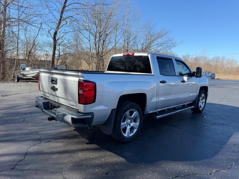 Chevrolet Silverado 1500 Vehicle Image 03