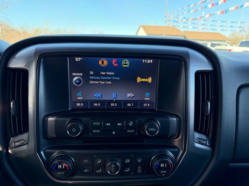 Chevrolet Silverado 1500 Vehicle Image 12