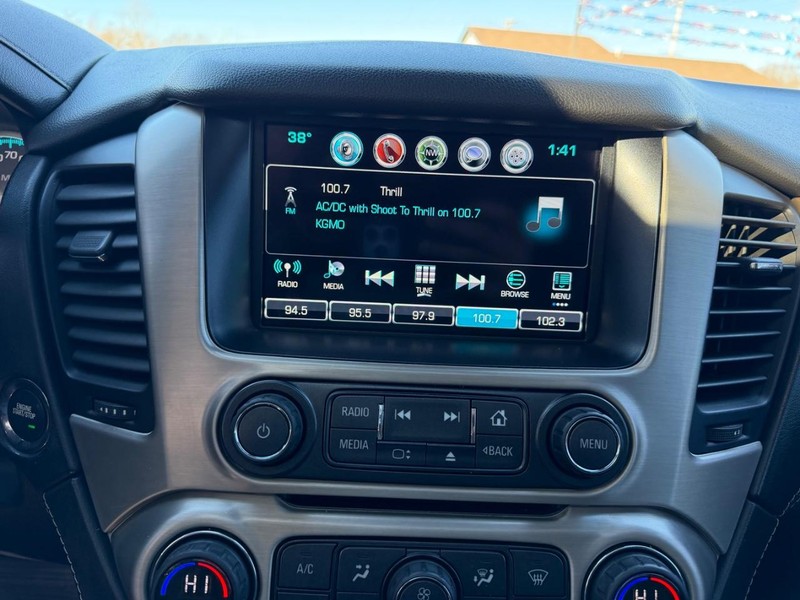 GMC Yukon XL Vehicle Image 17