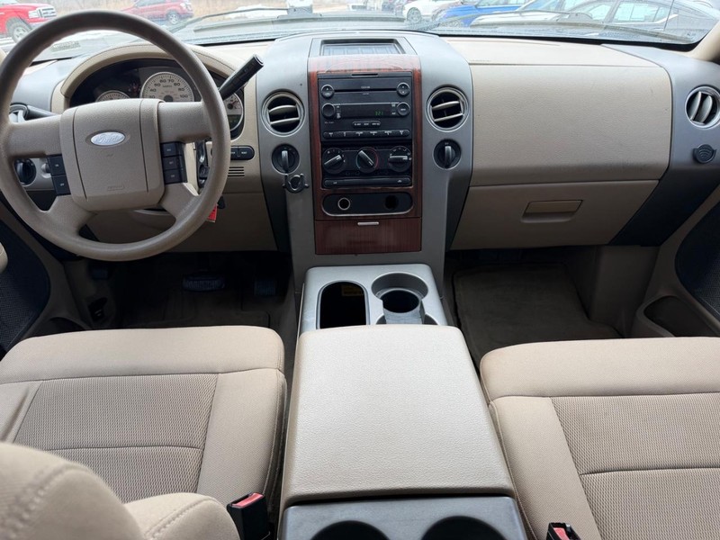 Ford F-150 Vehicle Image 10