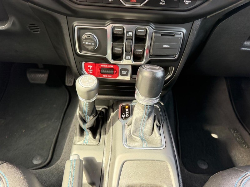 Jeep Wrangler 4xe Vehicle Image 14