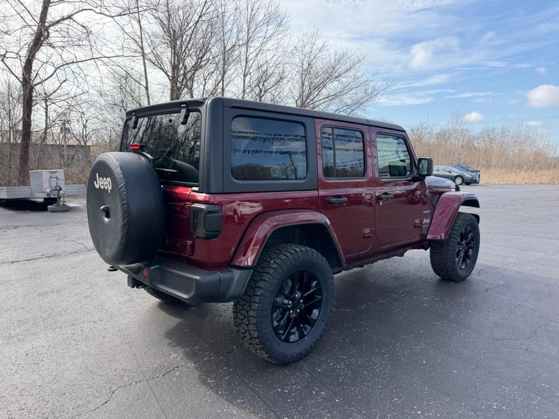 Jeep Wrangler 4xe Vehicle Image 03