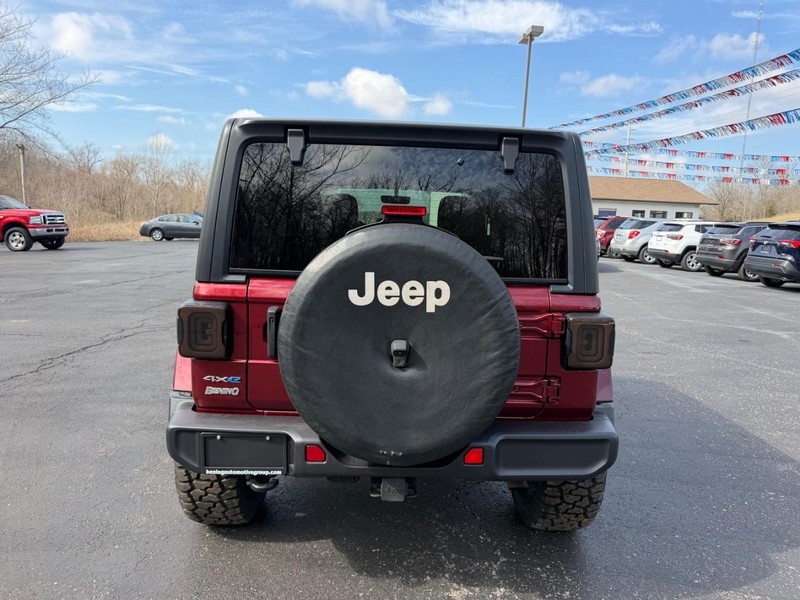 Jeep Wrangler 4xe Vehicle Image 04