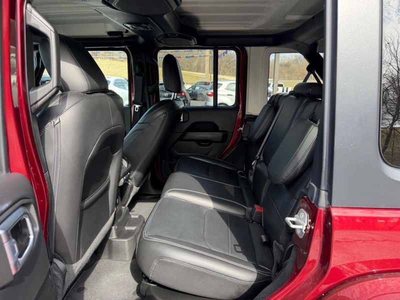 Jeep Wrangler 4xe Vehicle Image 07