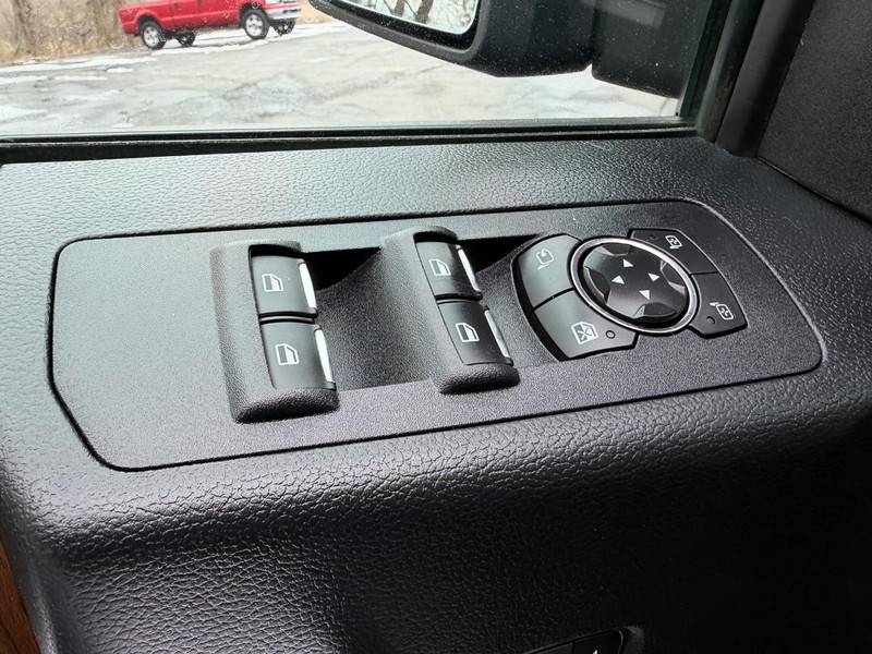 Ford F-150 Vehicle Image 16