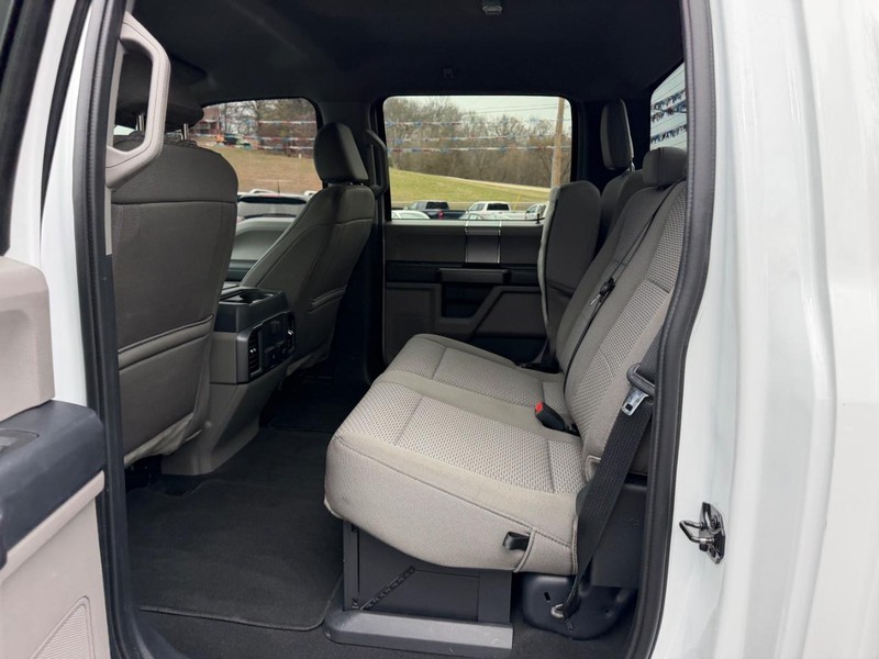 Ford Super Duty F-250 SRW Vehicle Image 07