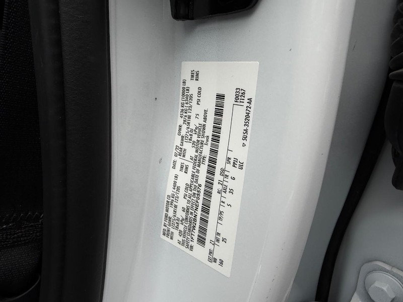 Ford Super Duty F-250 SRW Vehicle Image 19