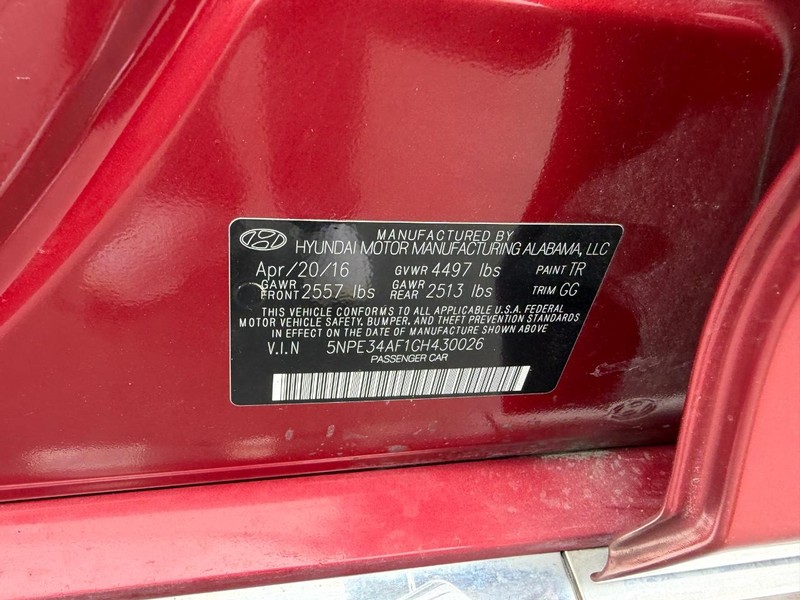 Hyundai Sonata Vehicle Image 20