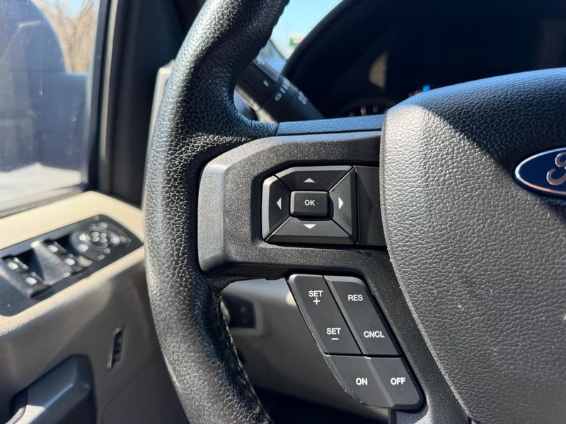 Ford F-150 Vehicle Image 10