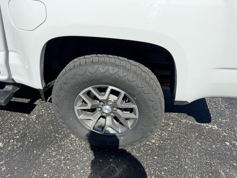 GMC Canyon Vehicle Image 06