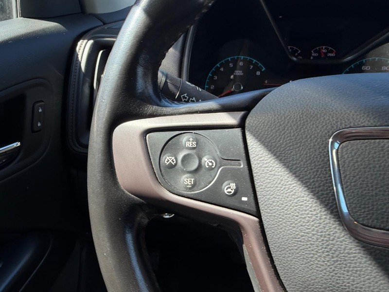 GMC Canyon Vehicle Image 10