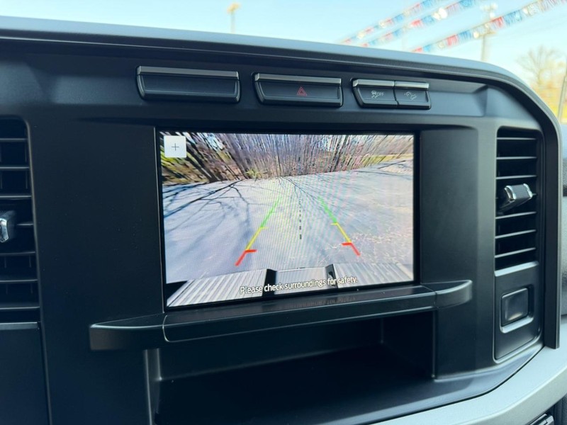 Ford Super Duty F-250 SRW Vehicle Image 18