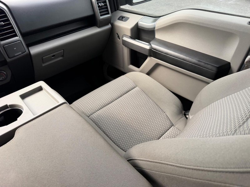 Ford F-150 Vehicle Image 14