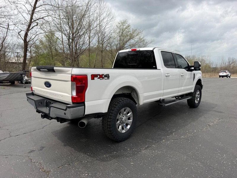 Ford Super Duty F-250 SRW Vehicle Image 03