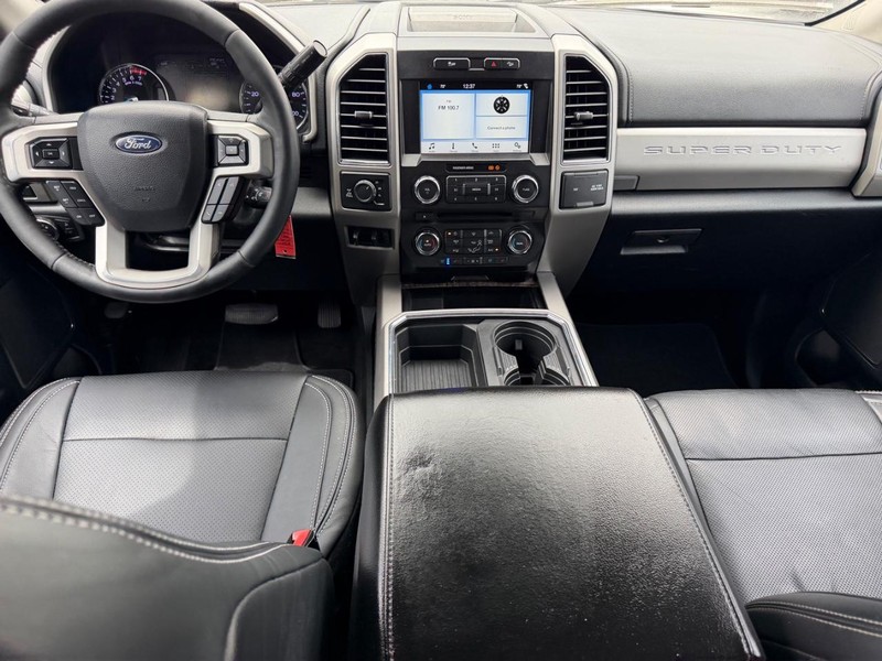 Ford Super Duty F-250 SRW Vehicle Image 08