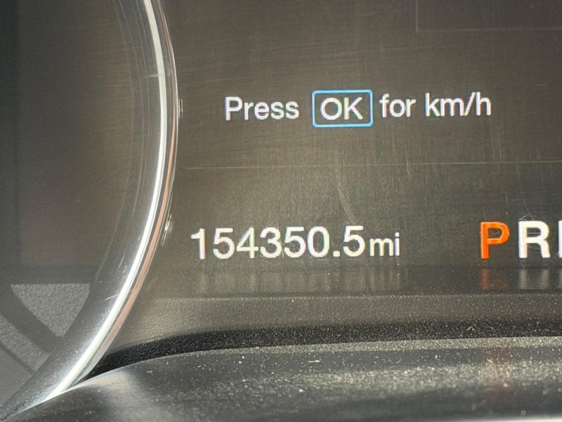 Ford Super Duty F-250 SRW Vehicle Image 18