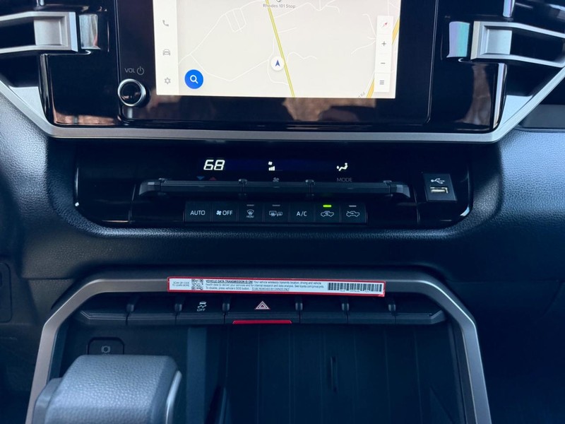 Toyota Tundra 4WD Vehicle Image 13