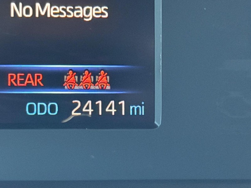 Toyota Tundra 4WD Vehicle Image 18