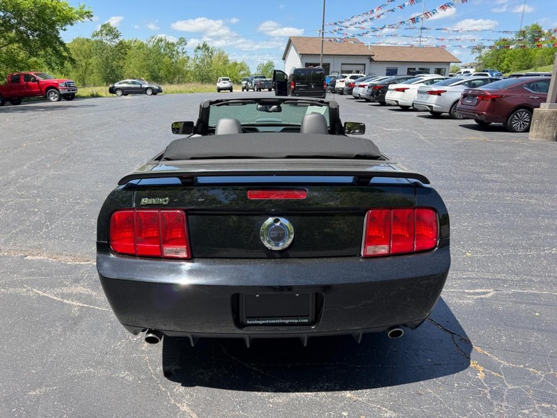 Ford Mustang Vehicle Image 20