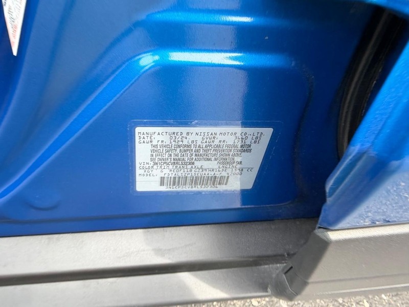 Nissan Kicks Vehicle Image 19