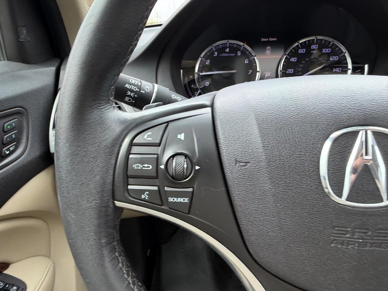 Acura MDX Vehicle Image 14