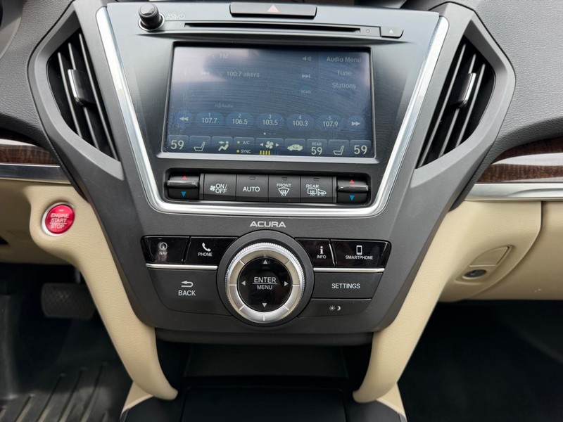 Acura MDX Vehicle Image 17