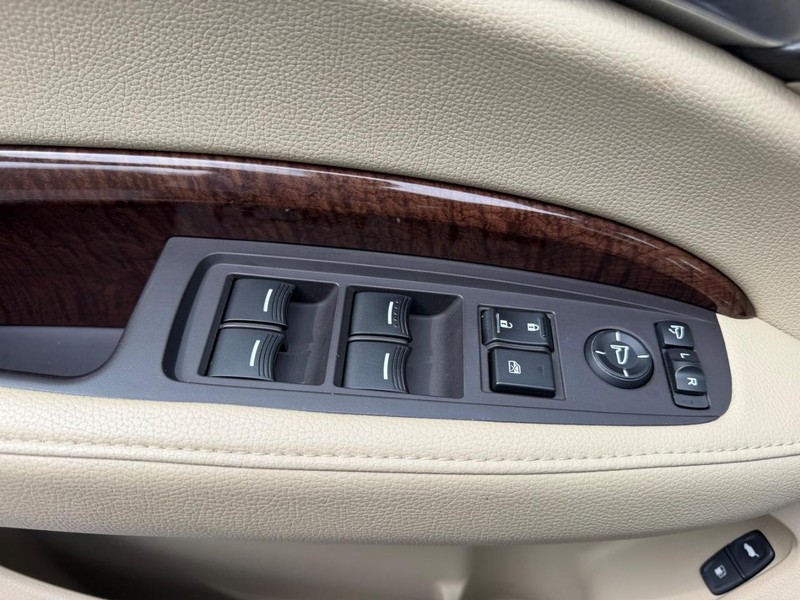 Acura MDX Vehicle Image 20