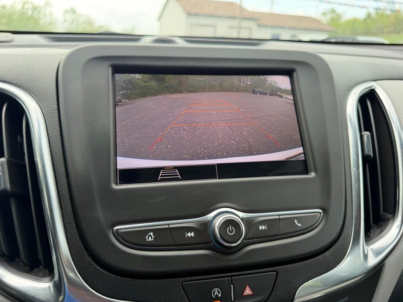 Chevrolet Equinox Vehicle Image 19