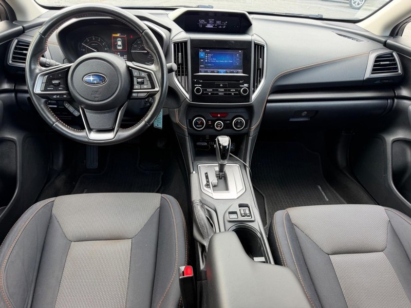 Subaru Crosstrek Vehicle Image 08