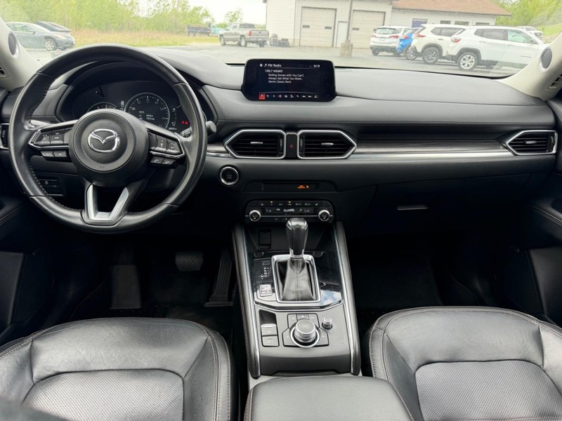 Mazda CX-5 Vehicle Image 10