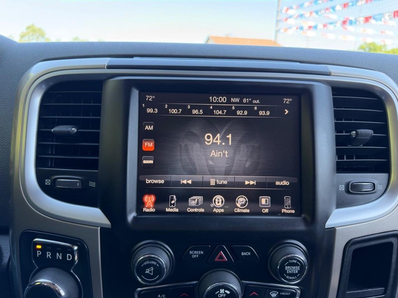 Ram 1500 Vehicle Image 12