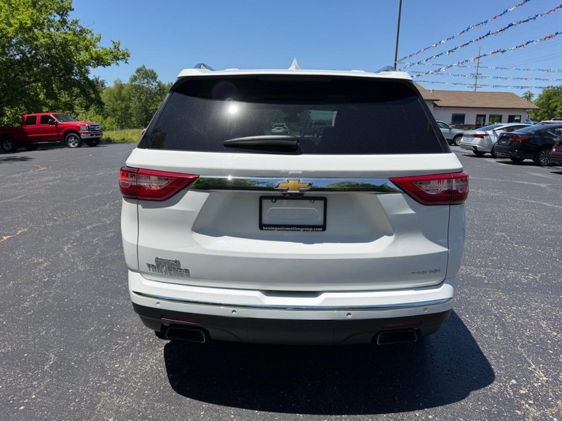 Chevrolet Traverse Vehicle Image 04