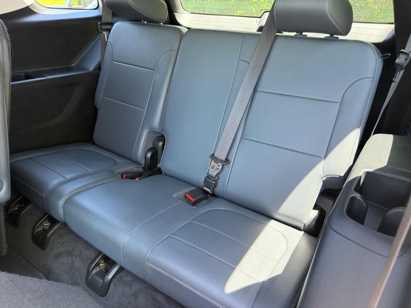 Chevrolet Traverse Vehicle Image 08