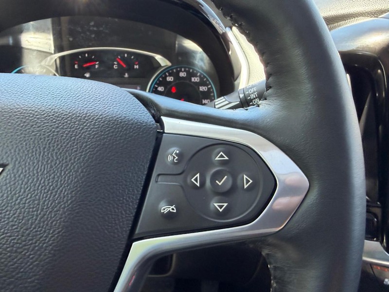 Chevrolet Traverse Vehicle Image 15