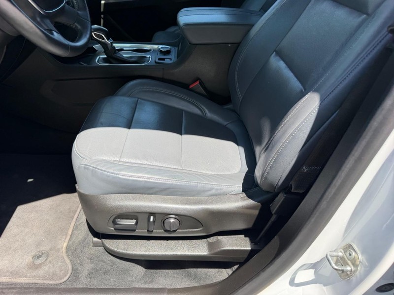 Chevrolet Traverse Vehicle Image 22
