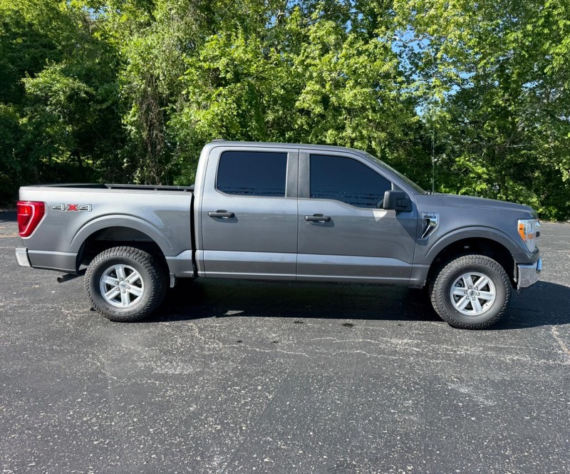 Ford F-150 Vehicle Image 02