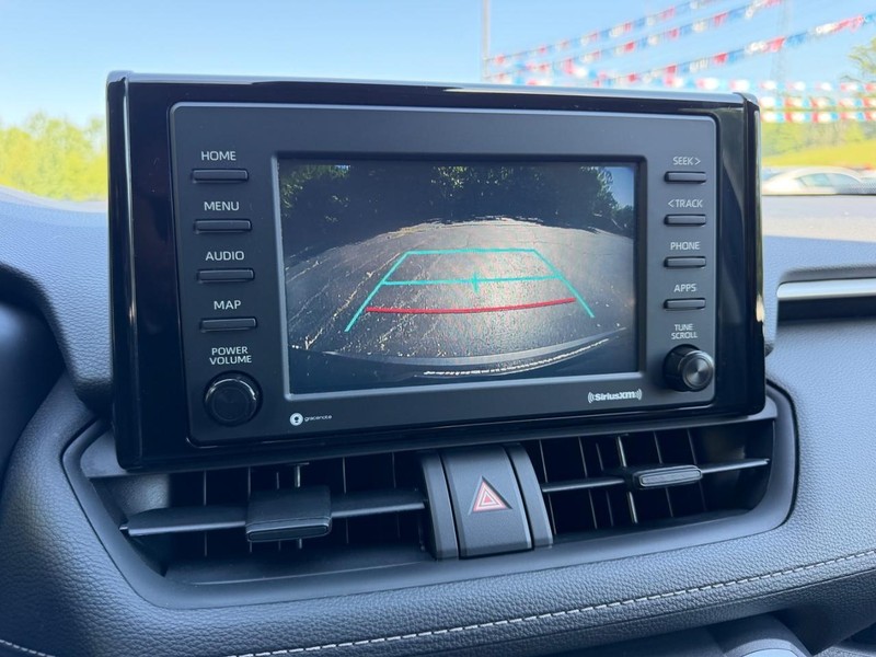 Toyota RAV4 Vehicle Image 19