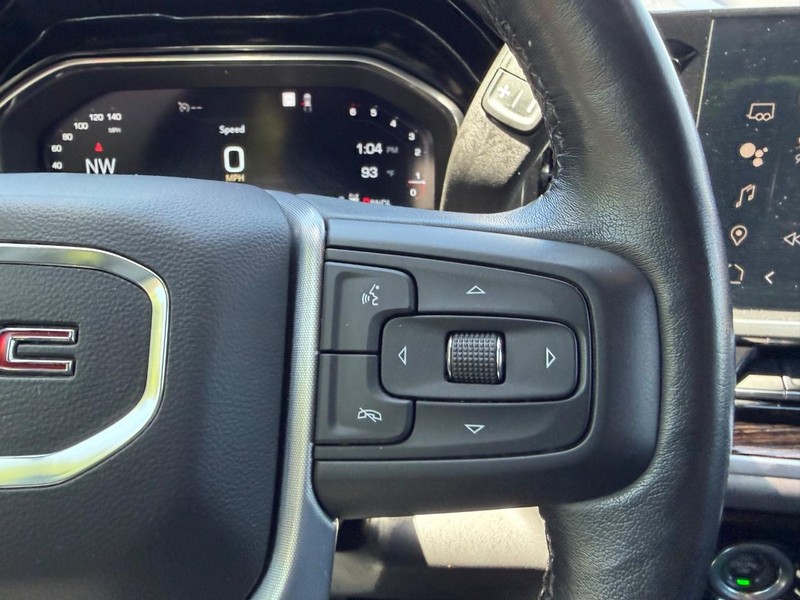 GMC Sierra 1500 Vehicle Image 11