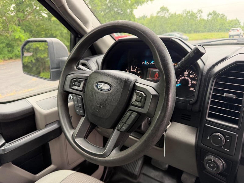 Ford F-150 Vehicle Image 08