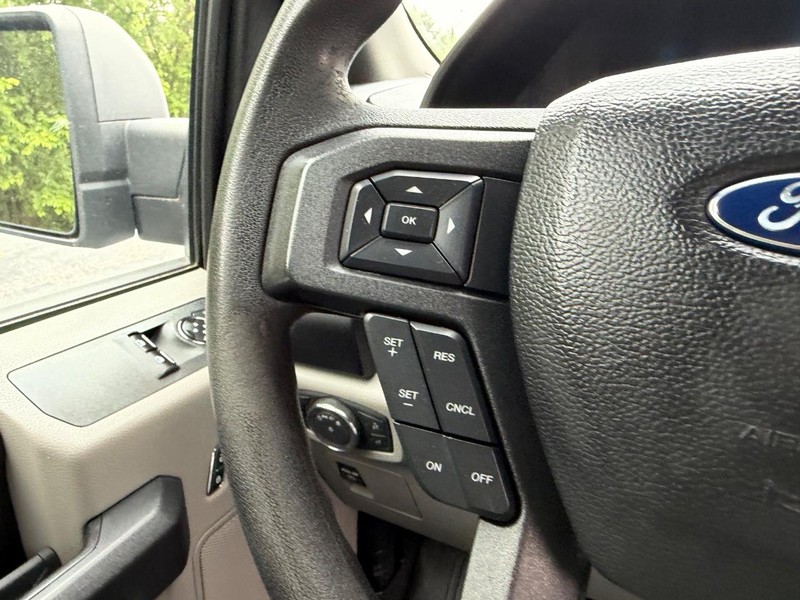 Ford F-150 Vehicle Image 09