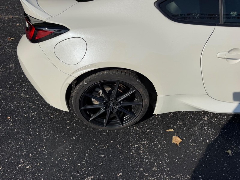 Toyota GR86 Vehicle Image 06
