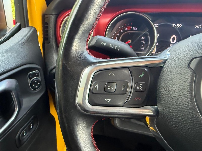 Jeep Wrangler Vehicle Image 10