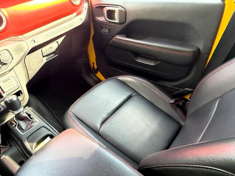 Jeep Wrangler Vehicle Image 15